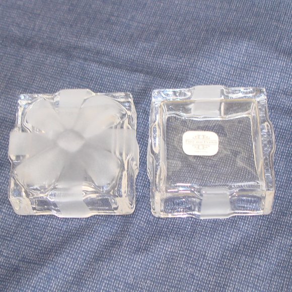 NEW Fitz & Floyd Frosted Bow Box Glass Crystal Trinket Dish - Picture 2 of 16